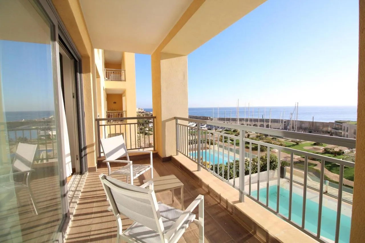 Stunning Seafront Portomaso Apartment Saint Julian's