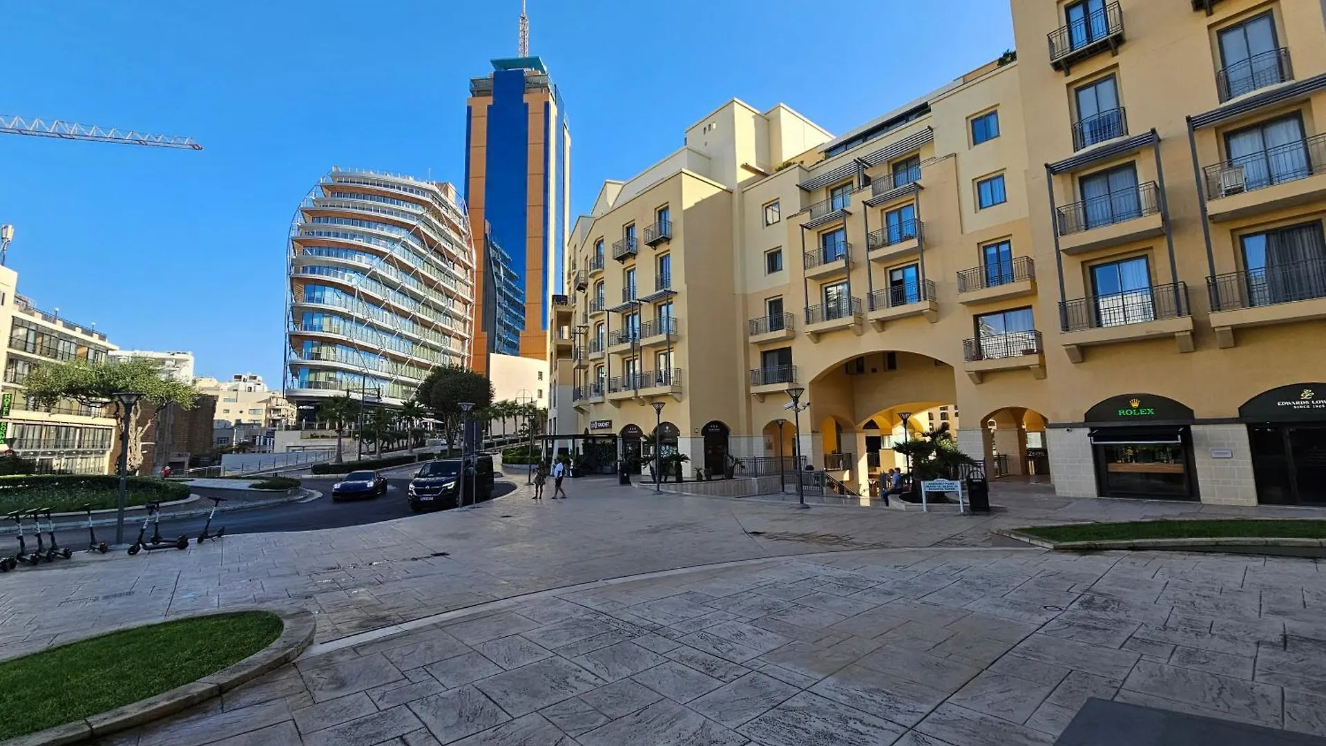 Stunning Seafront Portomaso Apartment Saint Julian's Malta