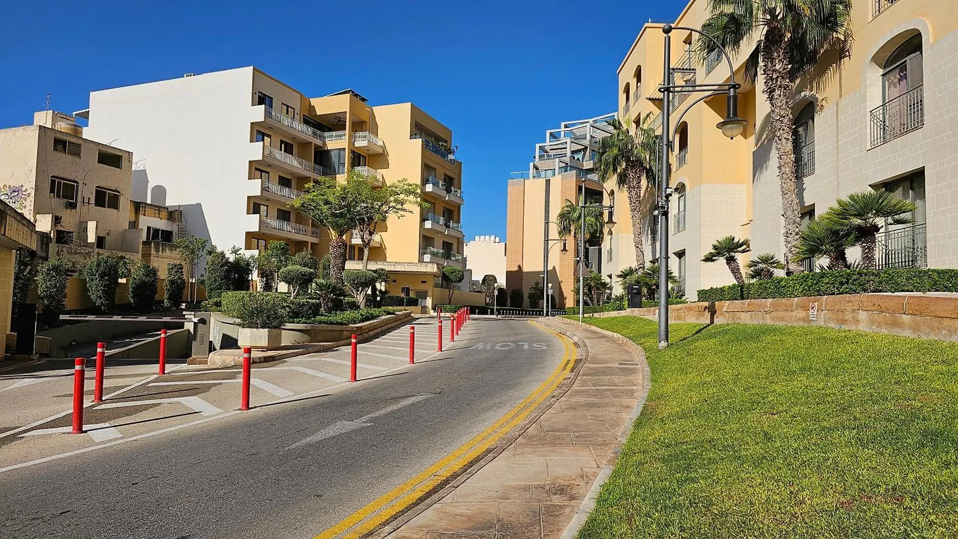 Stunning Seafront Portomaso Apartment Saint Julian's 0*,  Malta
