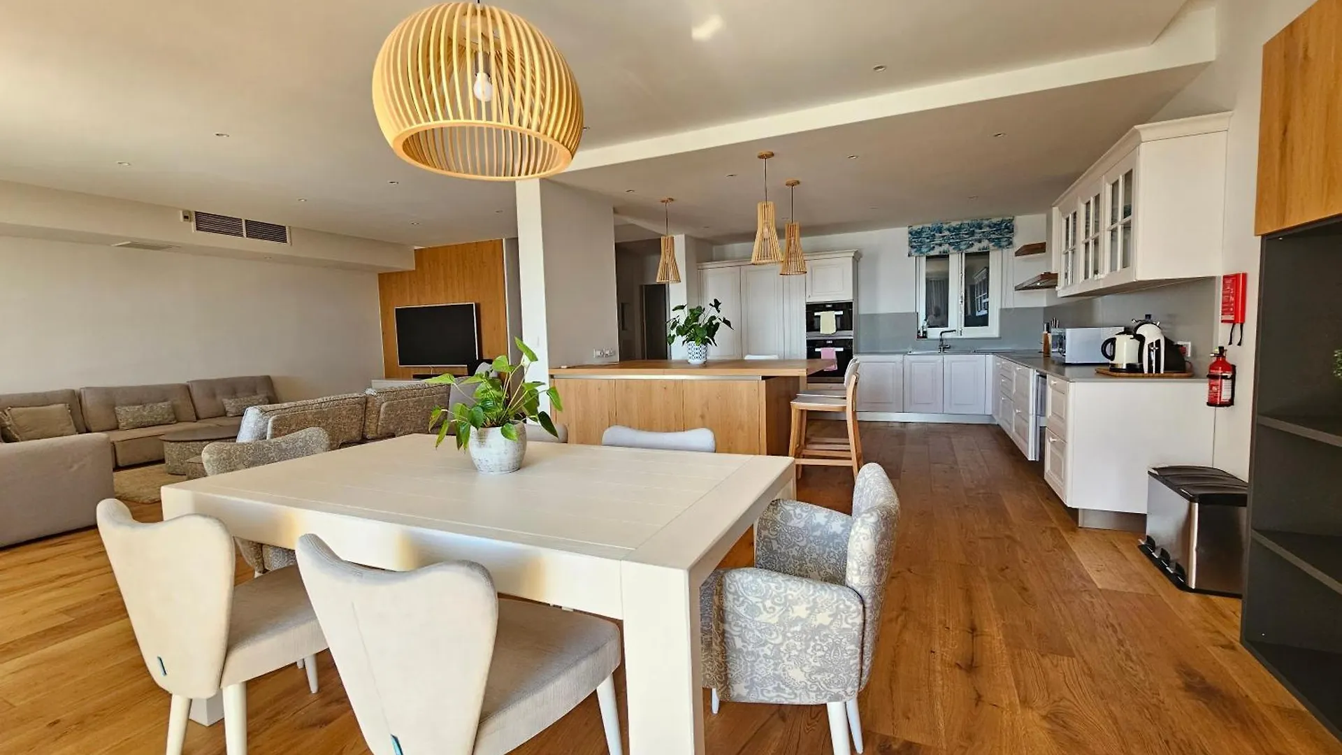Stunning Seafront Portomaso Apartment Saint Julian's