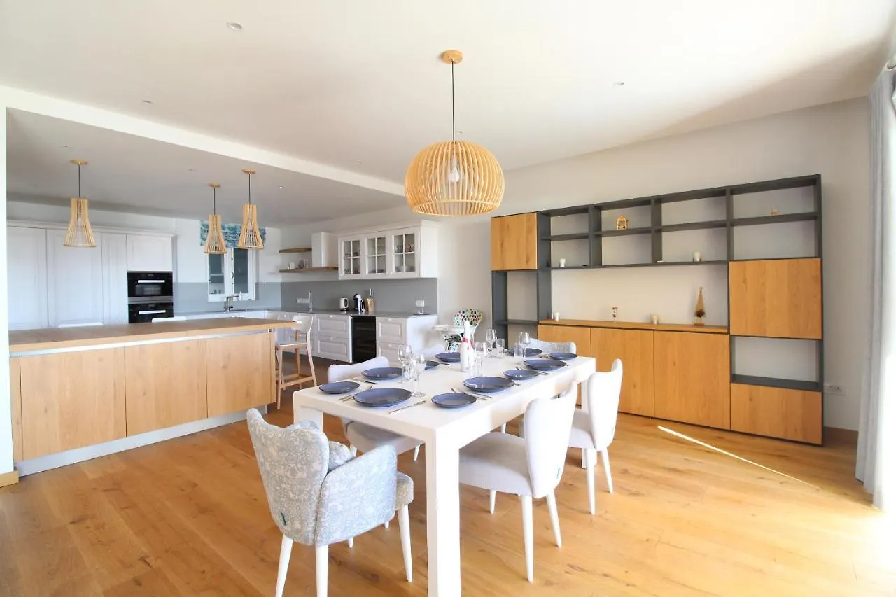 Stunning Seafront Portomaso Apartment San Giuliano 0*,  Malta